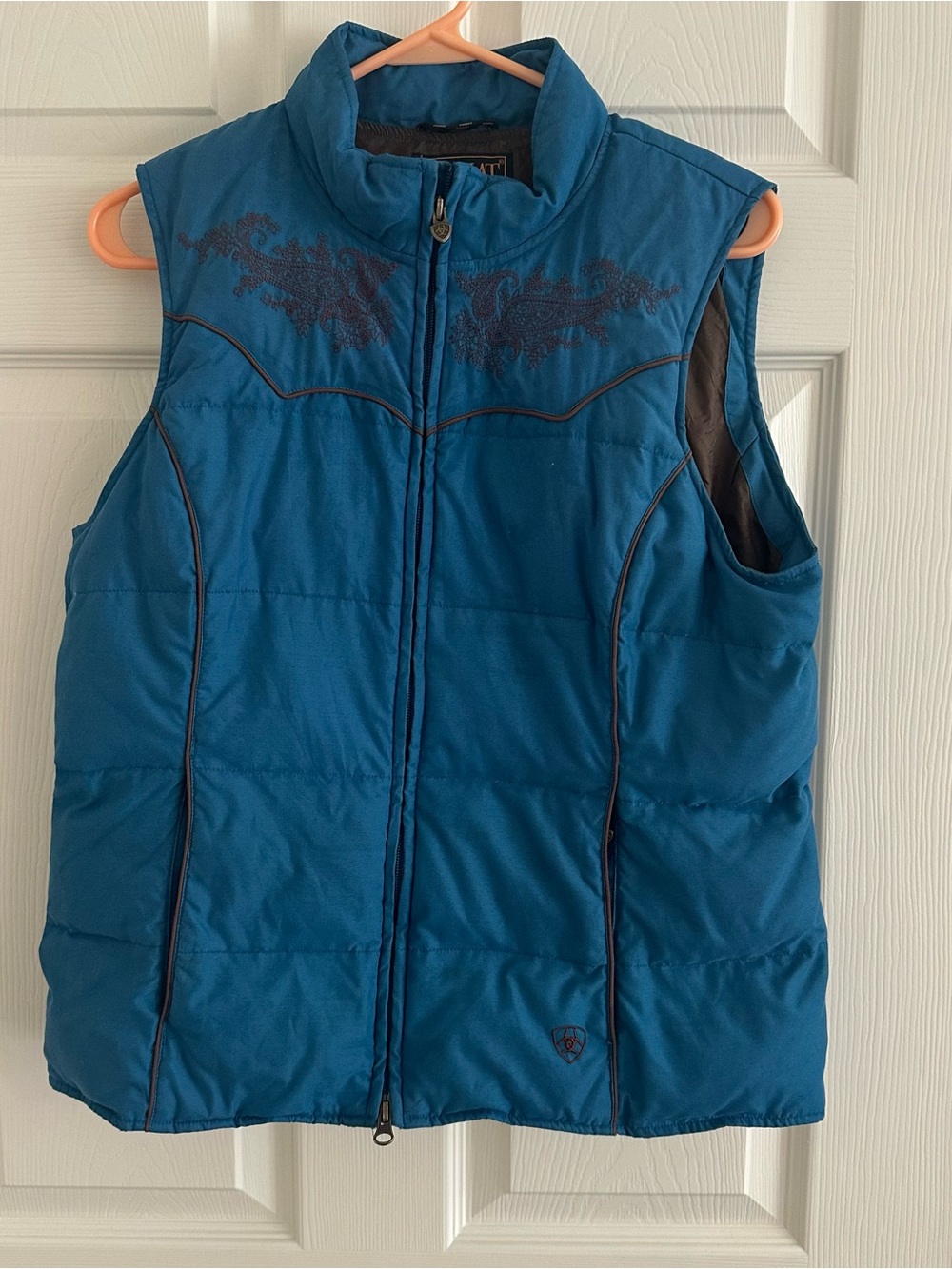 Ariat Women's Down Puffer Vest Size M Teal Blue Embroidered Western Quilted
